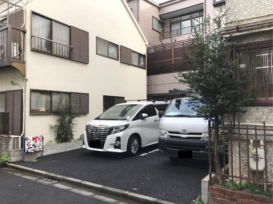 北区滝野川２丁目　月極駐車場